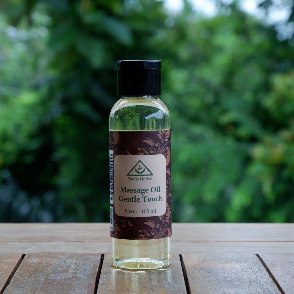 masažo aliejus 'Gentle touch' su jazminų, čampakos, frangipani eteriniais aliejais Nadis Herbal