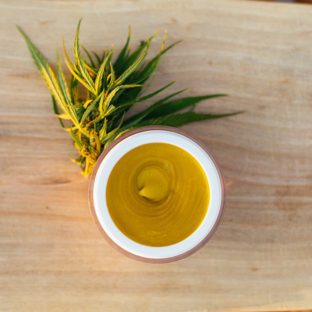 terapinis CBD odos balzamas ramina egzemą, psoriazę, atopinį dermatitą Hemptouch